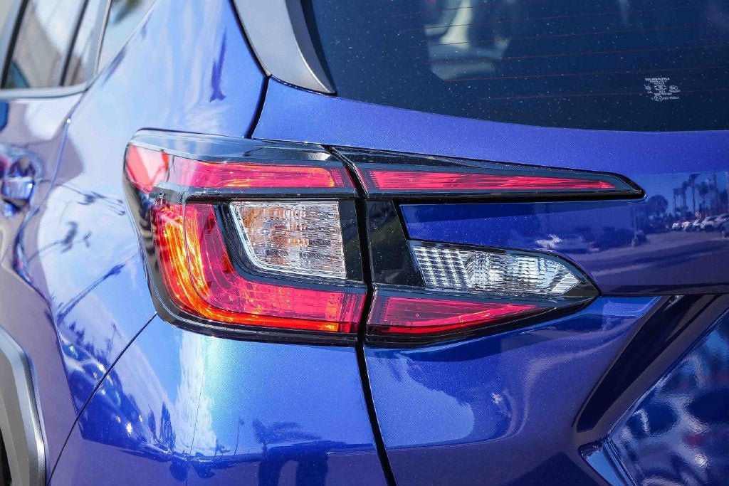 New 2026 Subaru Crosstrek 2.5i Limited AWD/4WD image 9