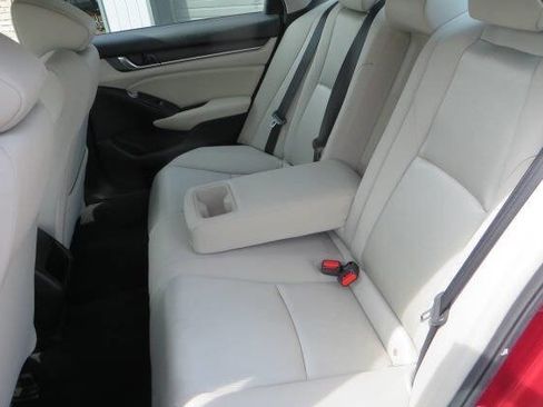 Used 2019 Honda Accord Hybrid image 34