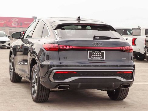 Used 2025 Audi Q5 Premium Plus w/ Premium Plus AWD/4WD image 6
