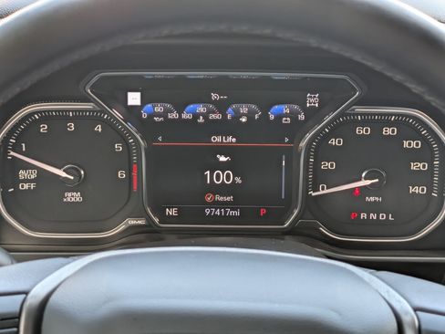 Used 2021 GMC Sierra 1500 Denali w/ Denali Ultimate Package AWD/4WD image 29