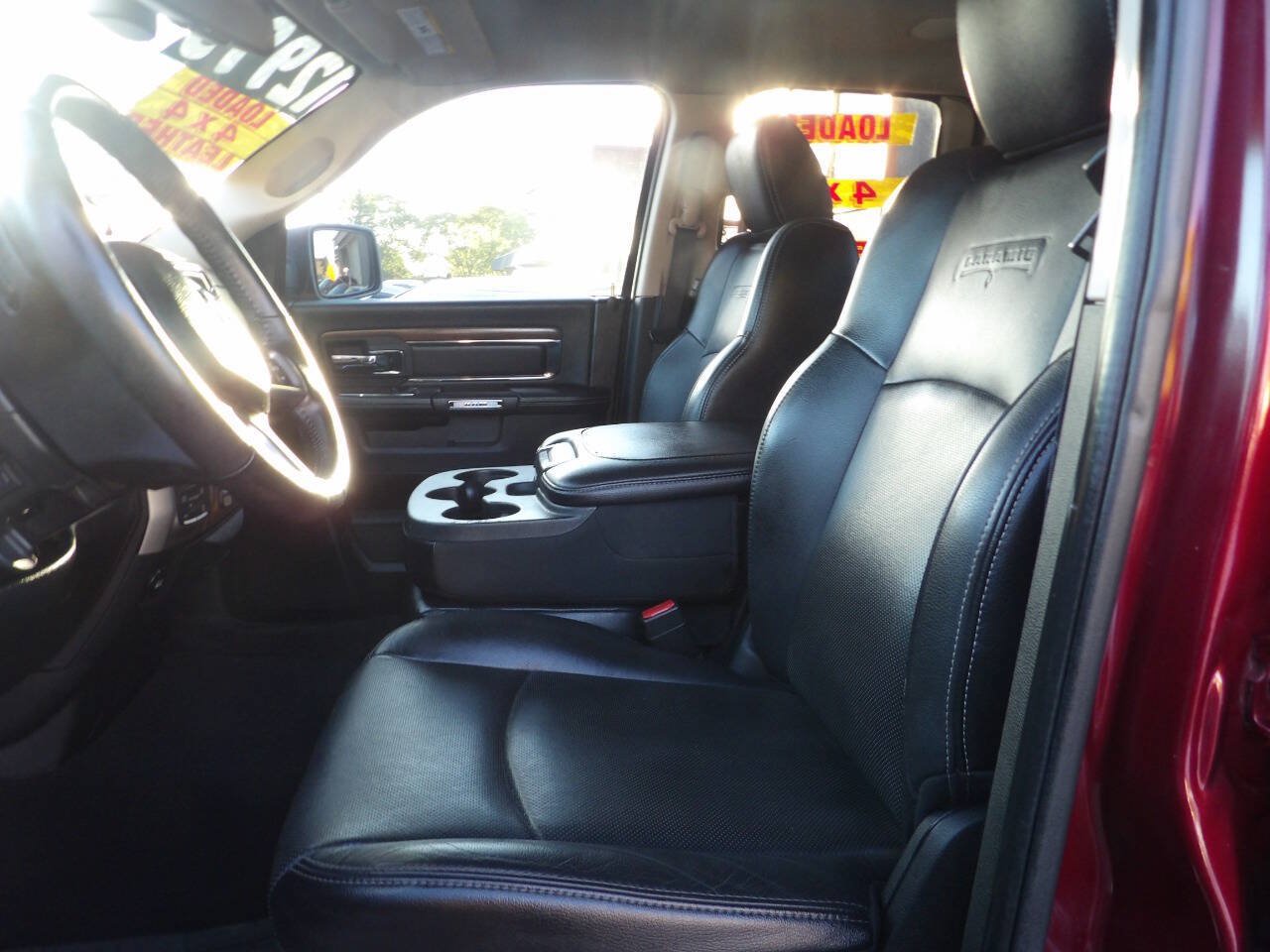 Used 2017 RAM 1500 Laramie AWD/4WD image 9
