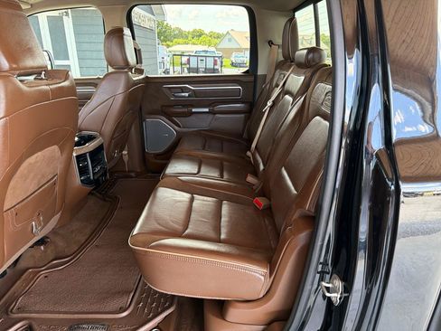 Used 2021 RAM 1500 Limited AWD/4WD image 17