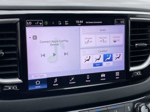 Used 2023 Chrysler Pacifica Touring-L FWD image 16