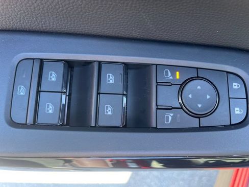 New 2026 Nissan Pathfinder SV AWD/4WD image 16