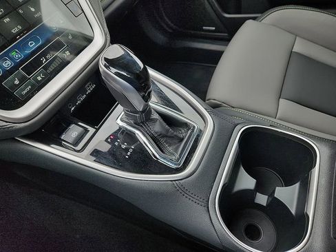 Certified 2025 Subaru Outback Onyx Edition image 25