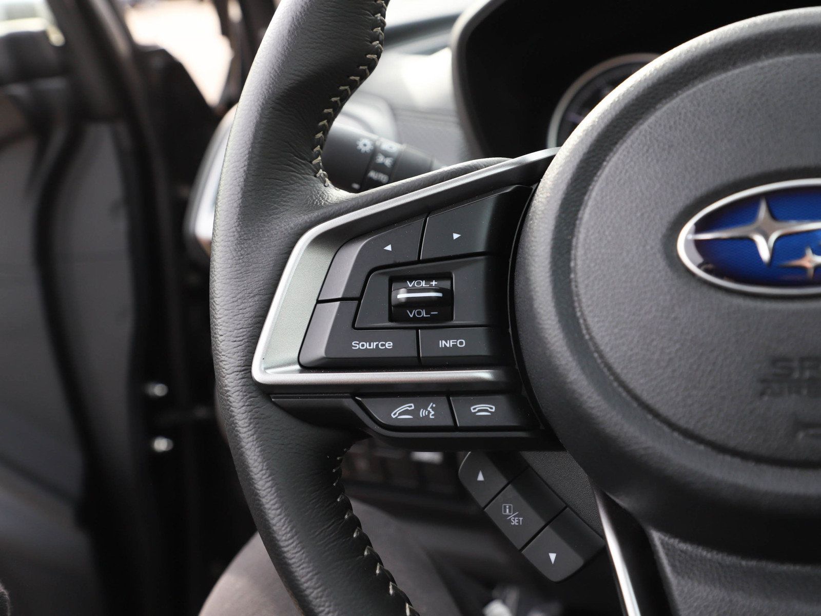 Used 2024 Subaru Forester Premium AWD/4WD image 25