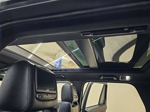 Used 2017 Land Rover Range Rover HSE AWD/4WD image 40