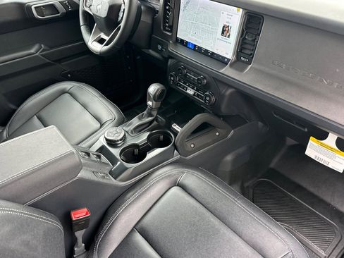 New 2025 Ford Bronco Badlands w/ Sasquatch Package image 16