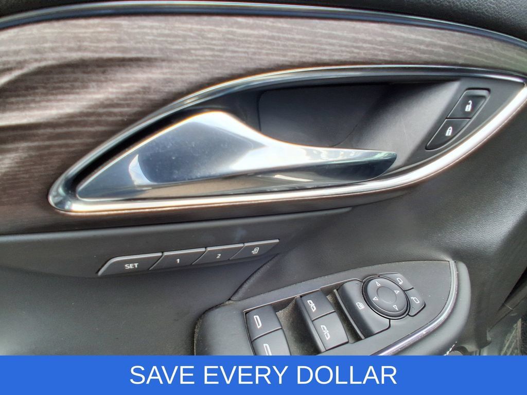 Used 2023 Buick Envision Avenir FWD image 13