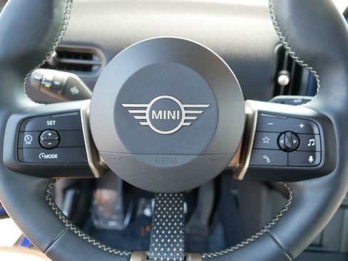 Used 2025 MINI Cooper S FWD image 23