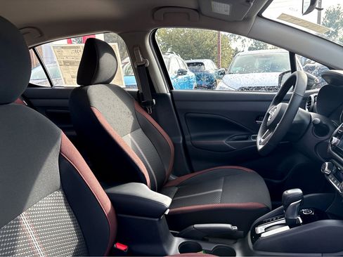 Used 2025 Nissan Versa SR w/ Trunk Package image 23