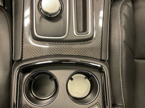 Used 2023 Chrysler 300 C RWD image 25