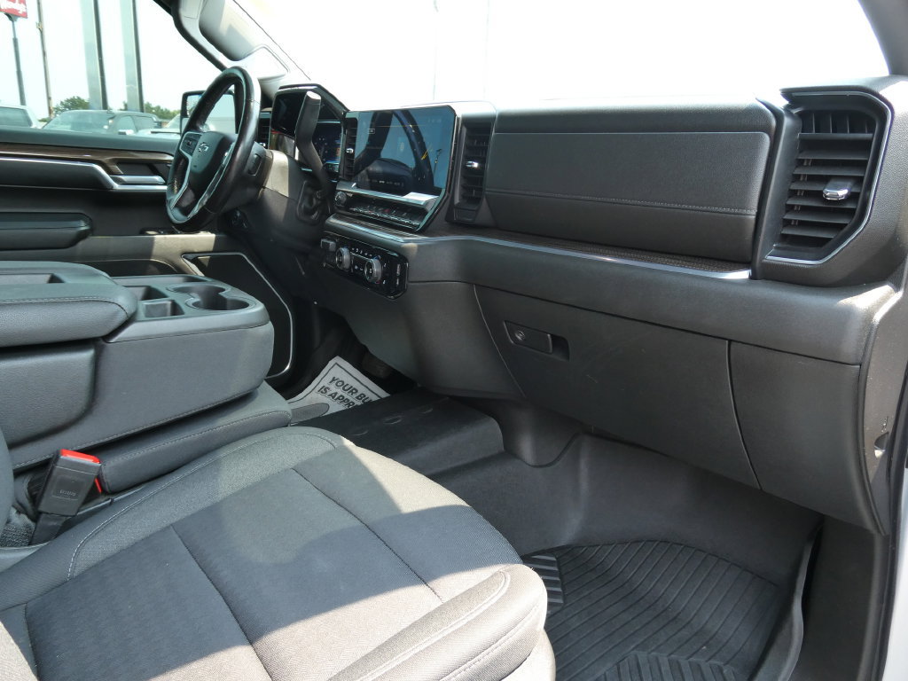 Certified 2022 Chevrolet Silverado 1500 RST AWD/4WD image 15