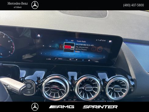 Certified 2022 Mercedes-Benz GLA 250 4MATIC w/ Premium Package Lite image 27