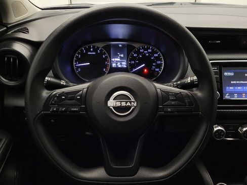 Used 2023 Nissan Kicks S image 22