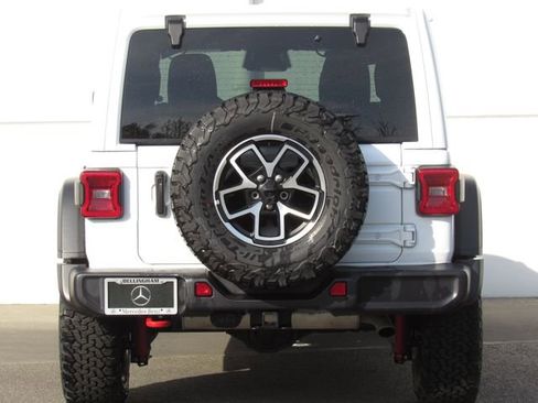 Used 2026 Jeep Wrangler Unlimited Rubicon AWD/4WD image 7