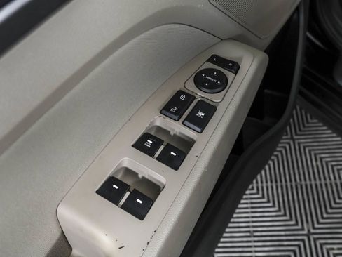 Used 2018 Hyundai Elantra SEL image 33