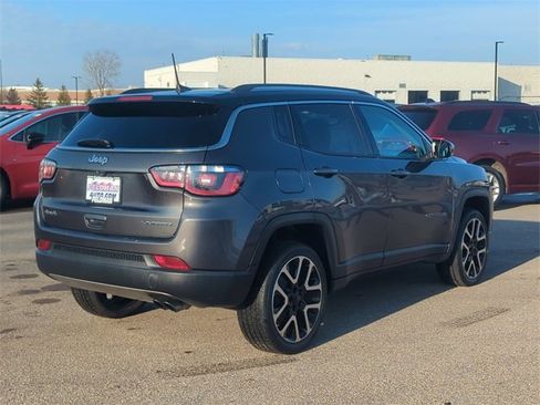 Used 2018 Jeep Compass Limited image 3