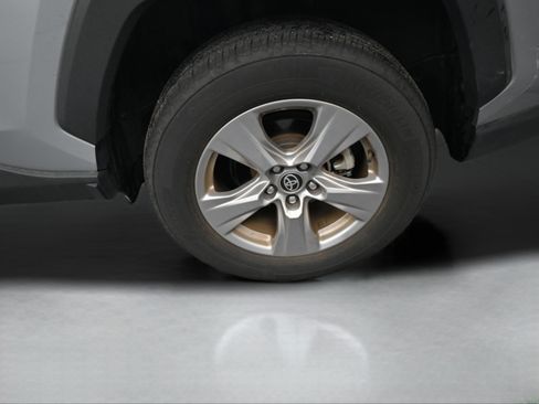 Certified 2024 Toyota RAV4 XLE image 35