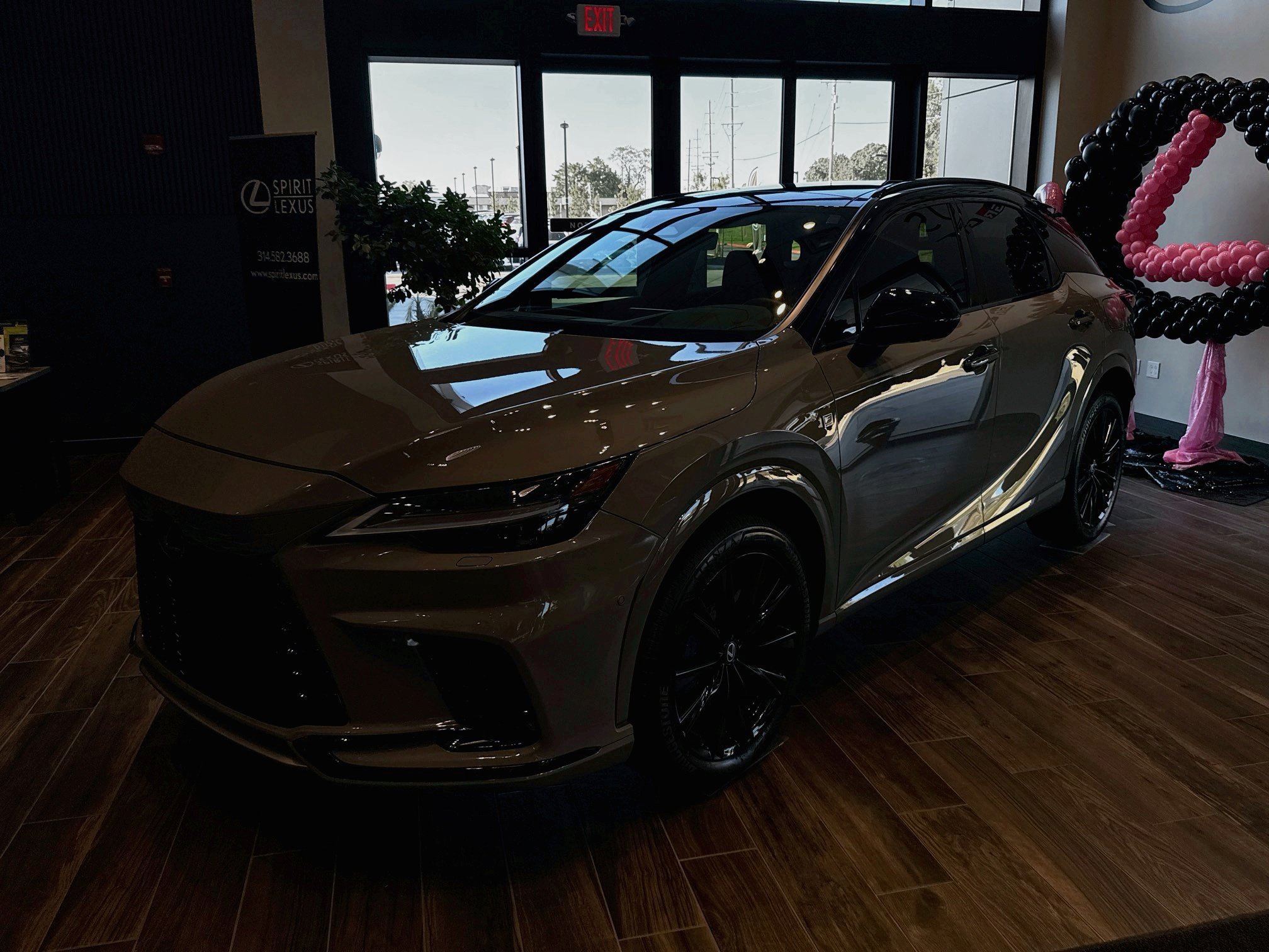New 2026 Lexus RX 500h F Sport w/ Convenience Package AWD/4WD image 3