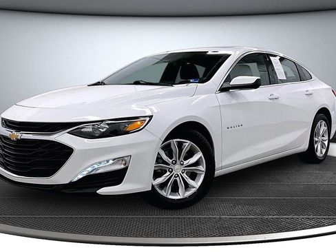 Used 2023 Chevrolet Malibu LT FWD image 3