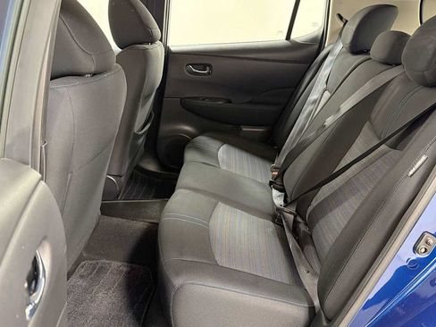 Used 2022 Nissan Leaf S FWD image 23