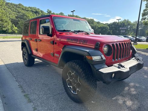 Used 2018 Jeep Wrangler Unlimited Sport AWD/4WD image 3