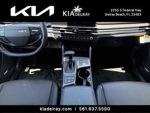New 2026 Kia Sportage SX FWD image 13