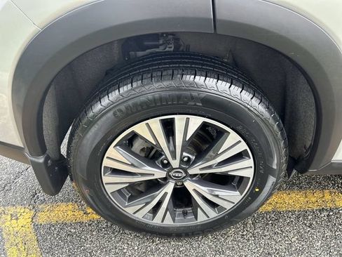 Certified 2023 Nissan Rogue SV w/ SV Premium B Package AWD/4WD image 12