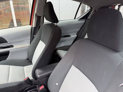 Used 2014 Toyota Prius C Two FWD image 10