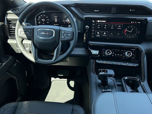 New 2026 GMC Sierra 2500 AT4 w/ AT4 Premium Plus Package image 10