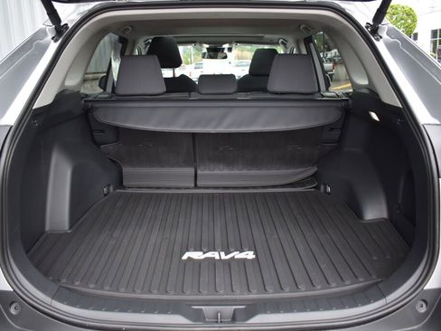 Certified 2025 Toyota RAV4 XLE w/ Convenience Package AWD/4WD image 21