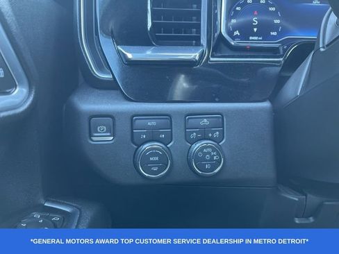 Used 2023 Chevrolet Silverado 1500 RST image 18