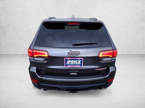 Used 2017 Jeep Grand Cherokee Trailhawk AWD/4WD image 3