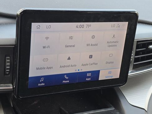 Used 2020 Ford Explorer XLT w/ Equipment Group 202A image 21