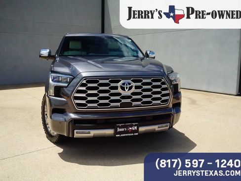 Used 2024 Toyota Sequoia Capstone AWD/4WD image 7