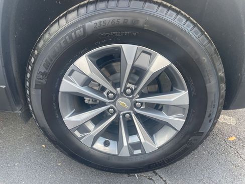 Used 2025 Chevrolet Equinox LT image 25