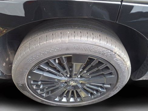 Used 2025 Hyundai Santa Fe Calligraphy AWD/4WD image 7