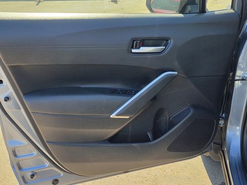 Used 2023 Toyota Corolla Cross XLE image 18