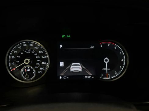 Used 2023 Genesis G70 2.0T image 16