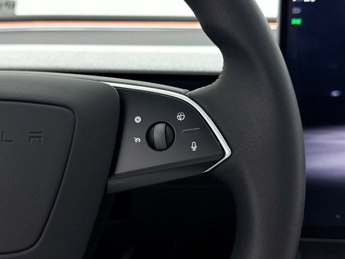 Used 2025 Tesla Model 3 Long Range RWD image 39