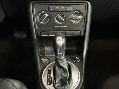 Used 2016 Volkswagen Beetle 1.8T SEL FWD image 20