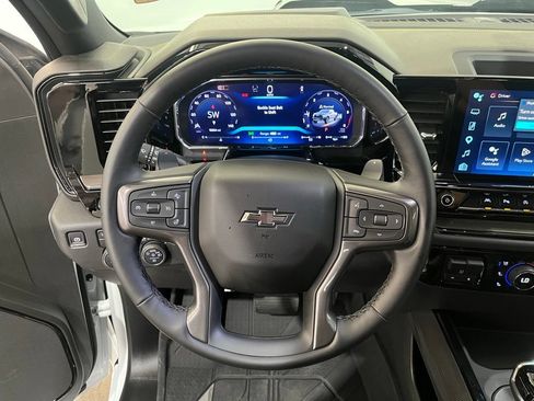 Certified 2026 Chevrolet Silverado 1500 ZR2 w/ Dark Appearance Package AWD/4WD image 19