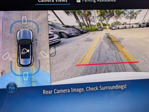 Used 2025 Mercedes-Benz GLC 300 4MATIC image 15