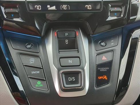 Used 2024 Honda Odyssey Touring image 12