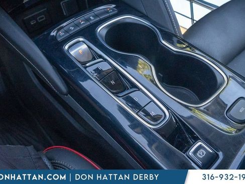 Used 2023 Buick Envision Essence w/ Sport Touring Package AWD/4WD image 10