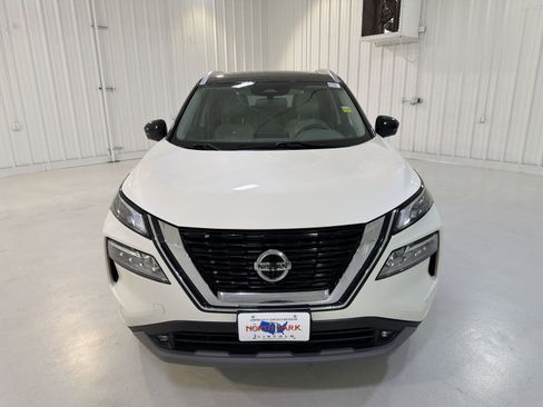 Used 2021 Nissan Rogue SL w/ Premium Package FWD image 32