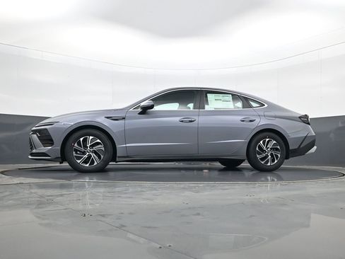 New 2026 Hyundai Sonata Blue FWD image 28