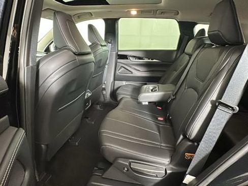 Used 2025 INFINITI QX60 Pure AWD/4WD image 27