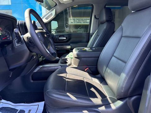 Used 2022 Chevrolet Silverado 2500 LTZ w/ LTZ Plus Package image 11